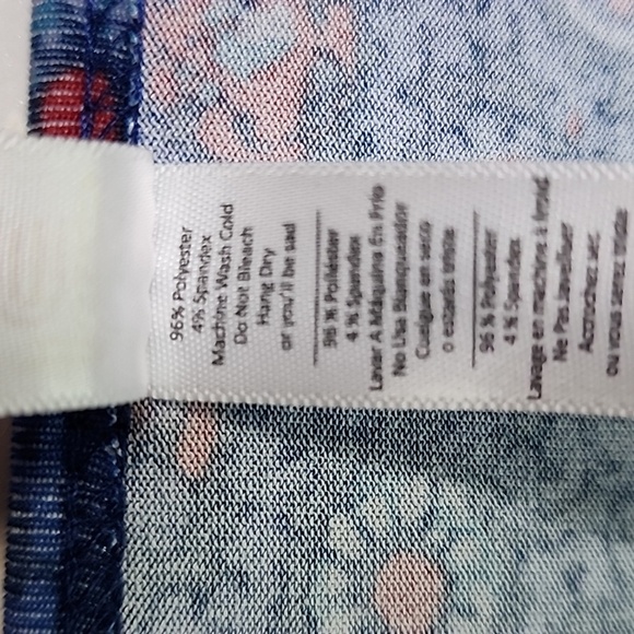 NEW LuLaRoe Floral Print Blue T-Shirt Size XXS - Picture 6 of 7